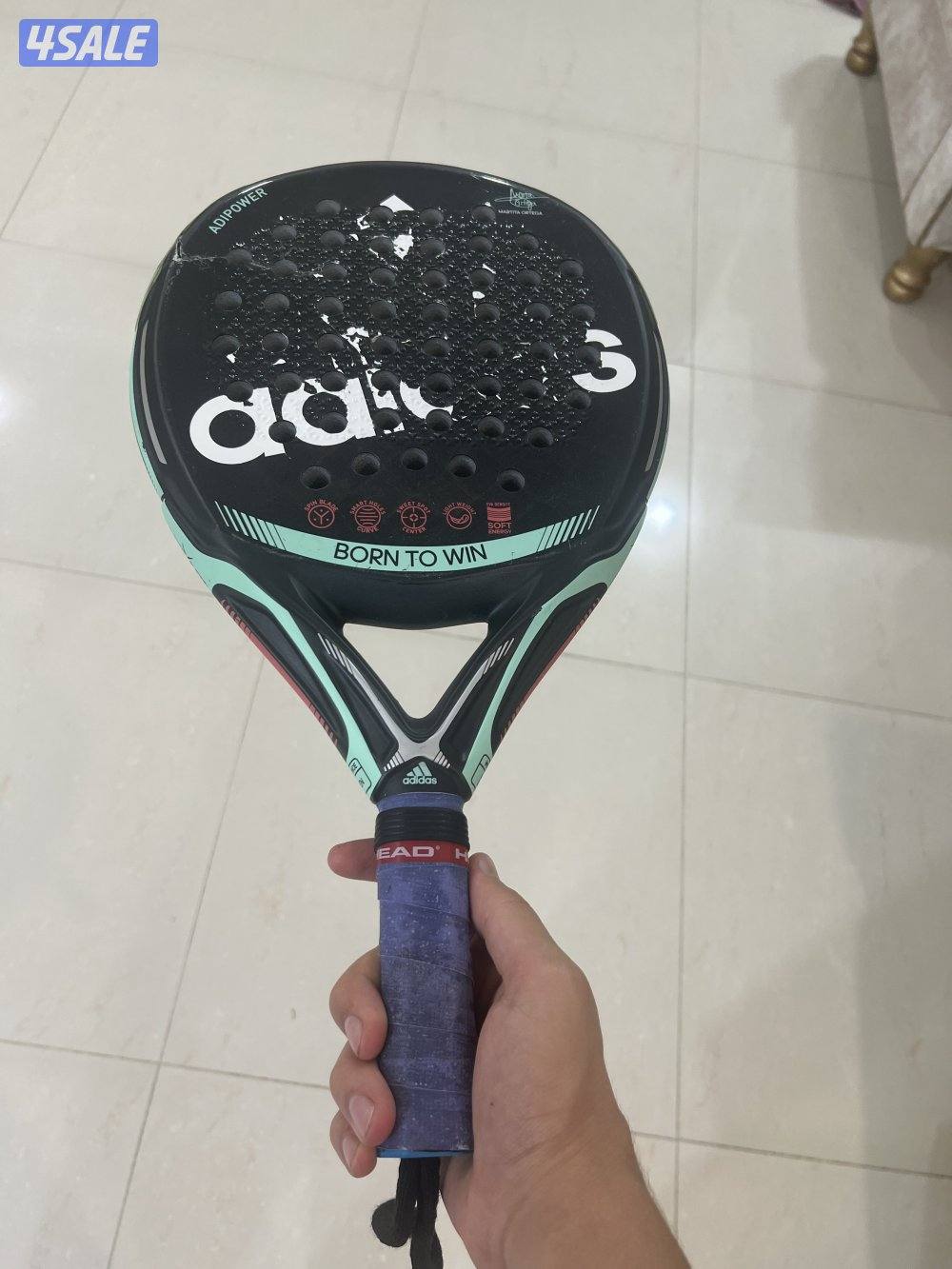 مضربين للبيع الاثنين ب 5 والواحد ب 33