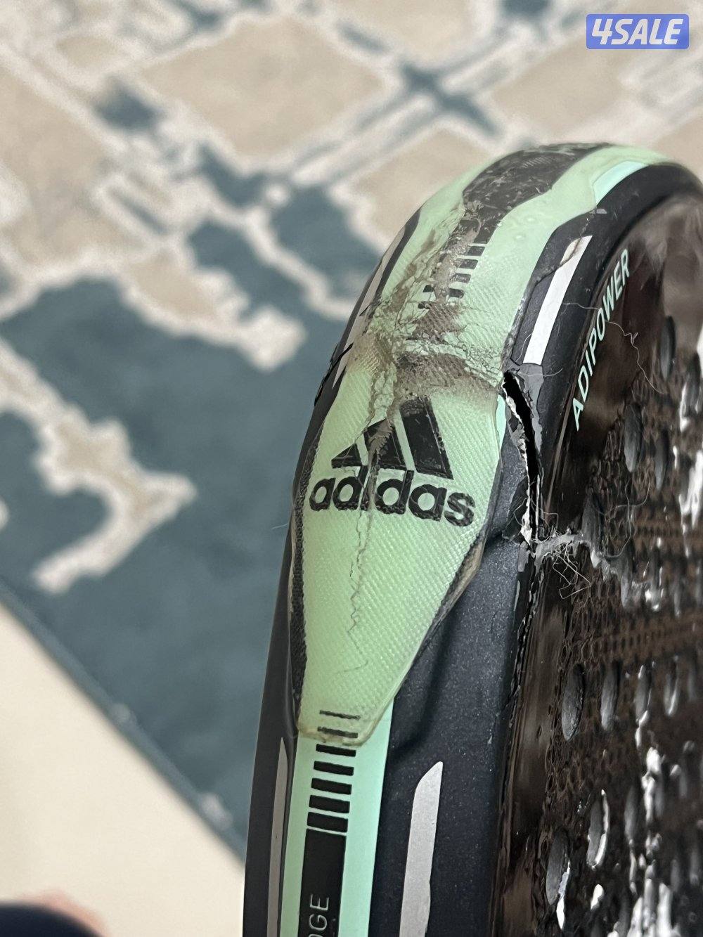 مضربين للبيع الاثنين ب 5 والواحد ب 38