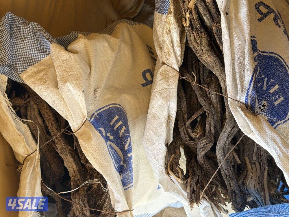 يوجد لدينا حطب رمث سعودي خياش كبار مليانه1