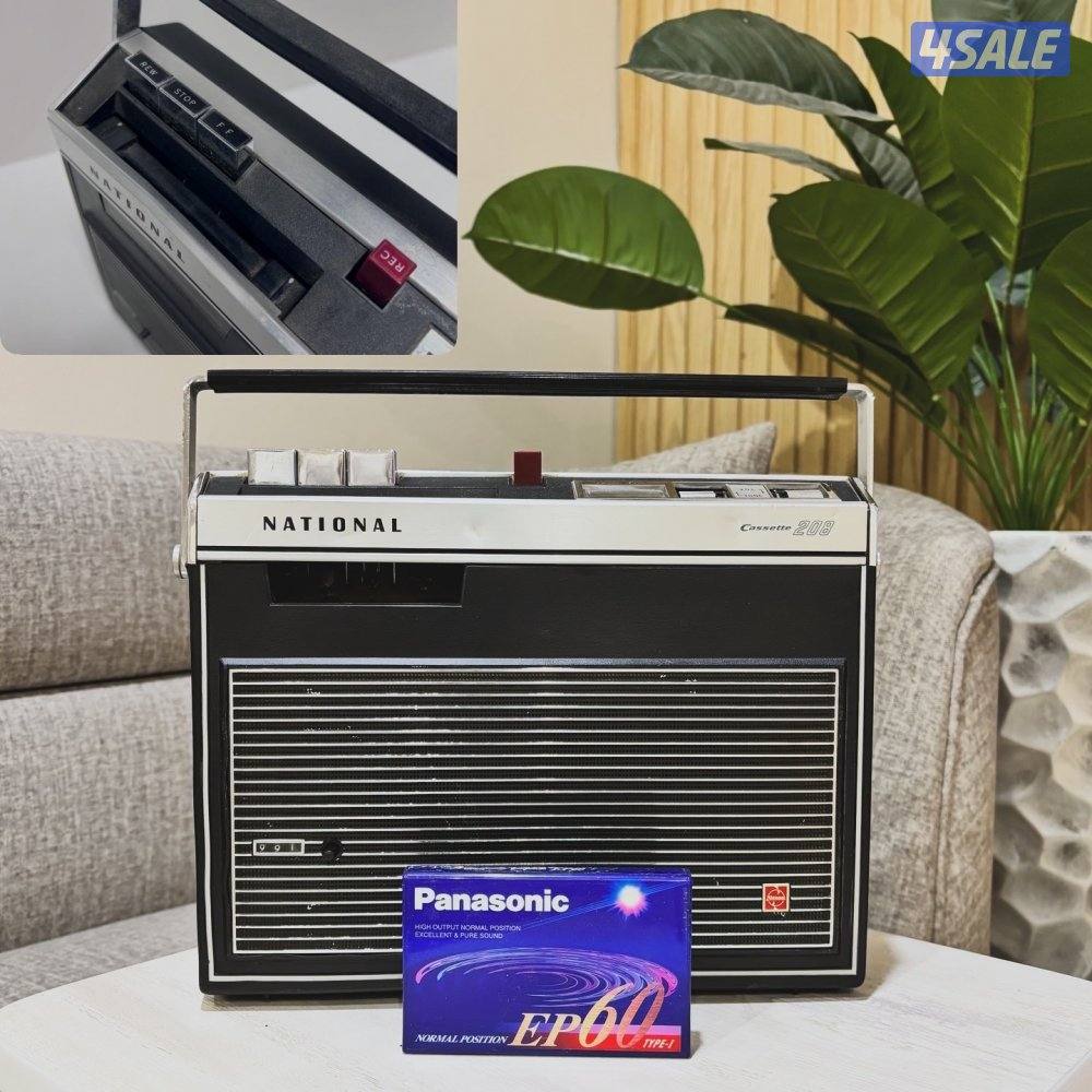 مسجل ناشونال فنتيج سنة 19704