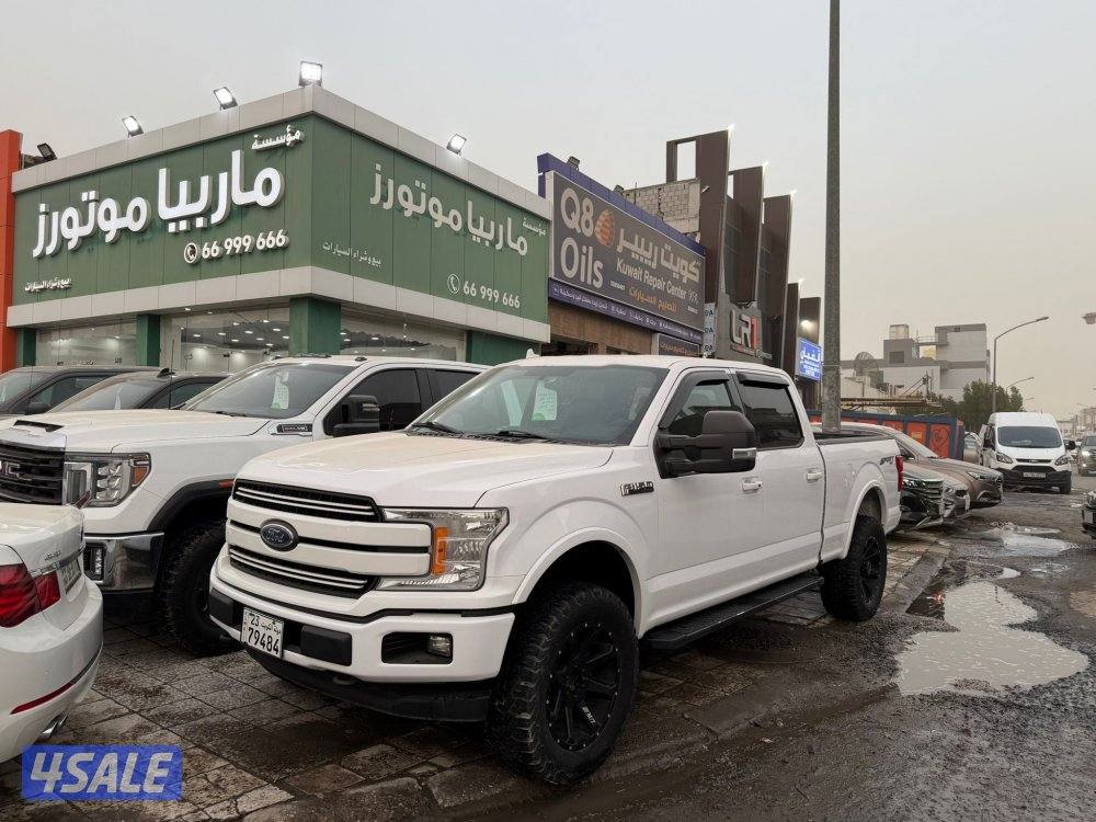 2018 ford f150 lariet0