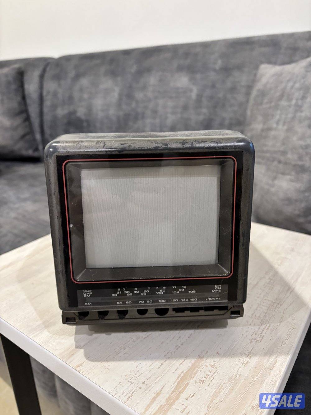 اغراض قديمة متنوعة1