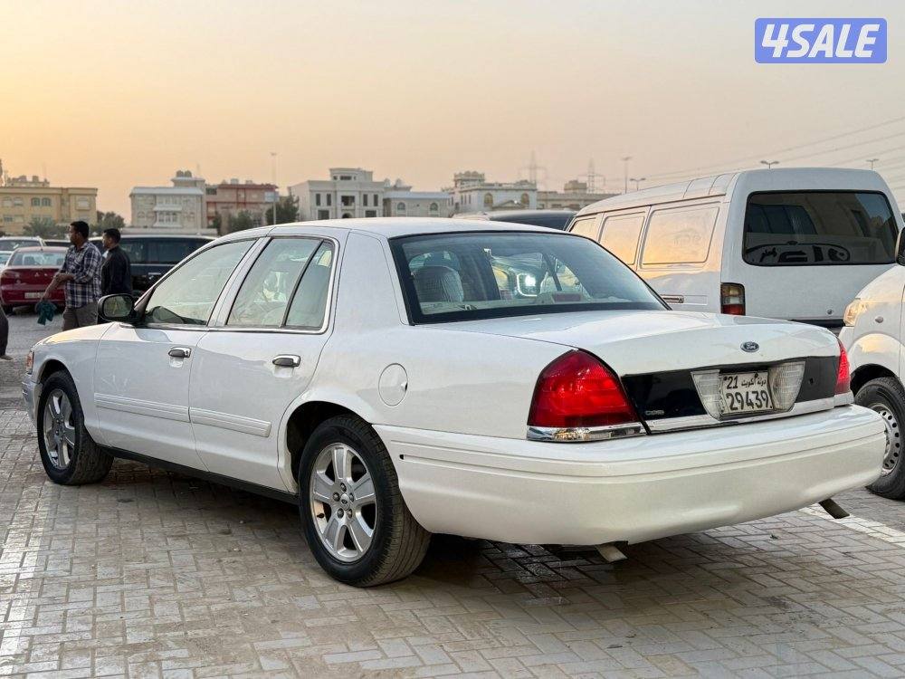 للبيع فورد 2009 عداد 1782