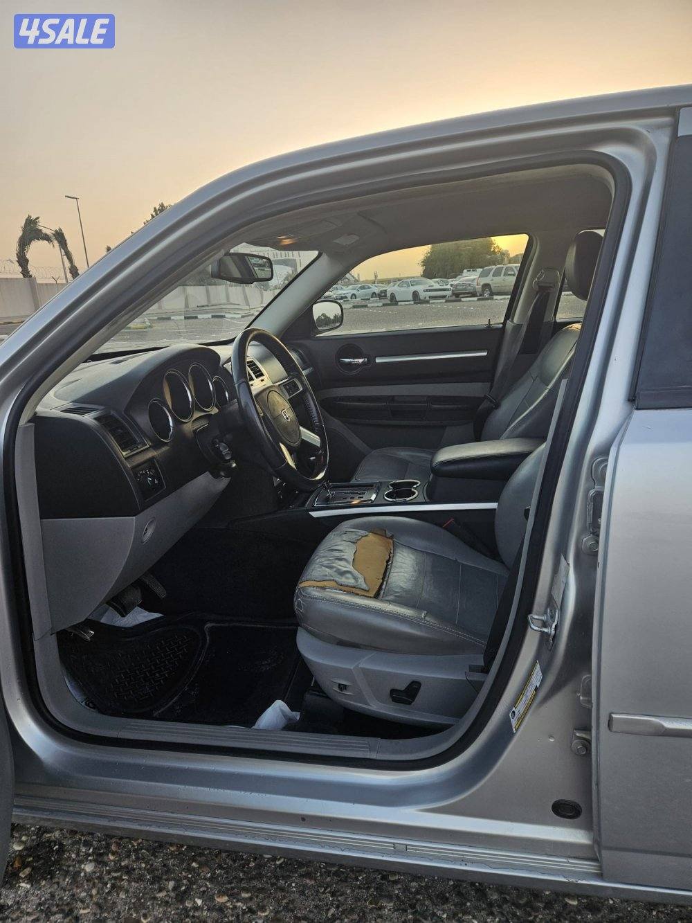 للبيع تشارجر 2010 شرط الفحص3