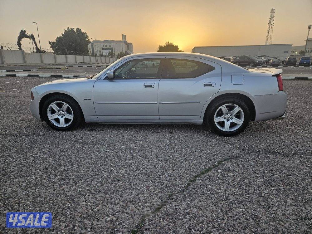 للبيع تشارجر 2010 شرط الفحص7