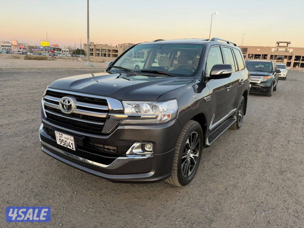 لاندكروز تورنق 20202