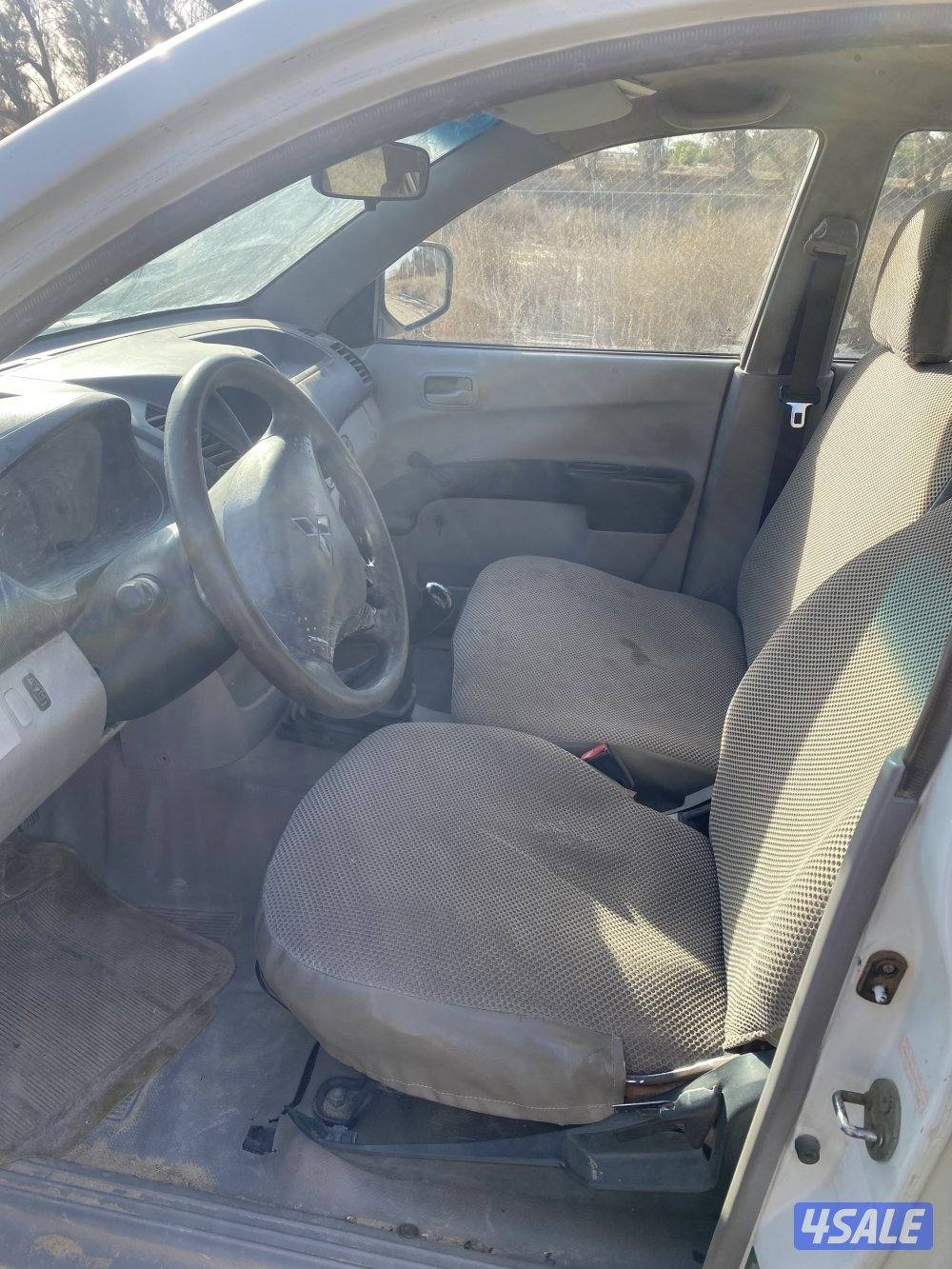 وانيت متسوبيشي 20094