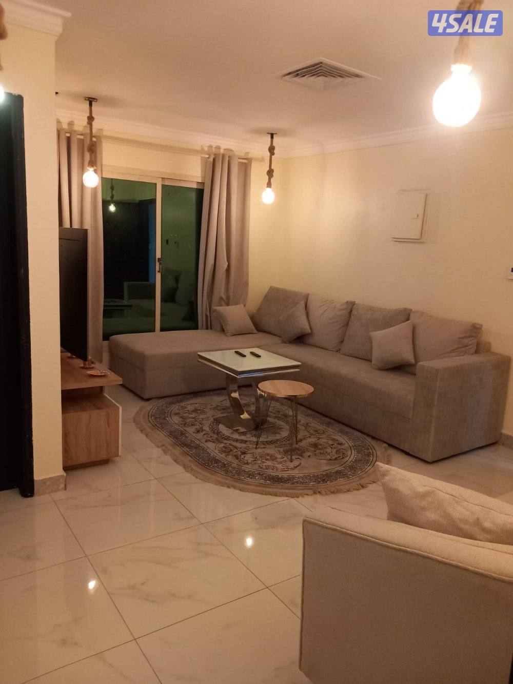 شقق للايجار خلو غرفة وصالة ومطبخ وحمام تشطيب سرير لوكس0