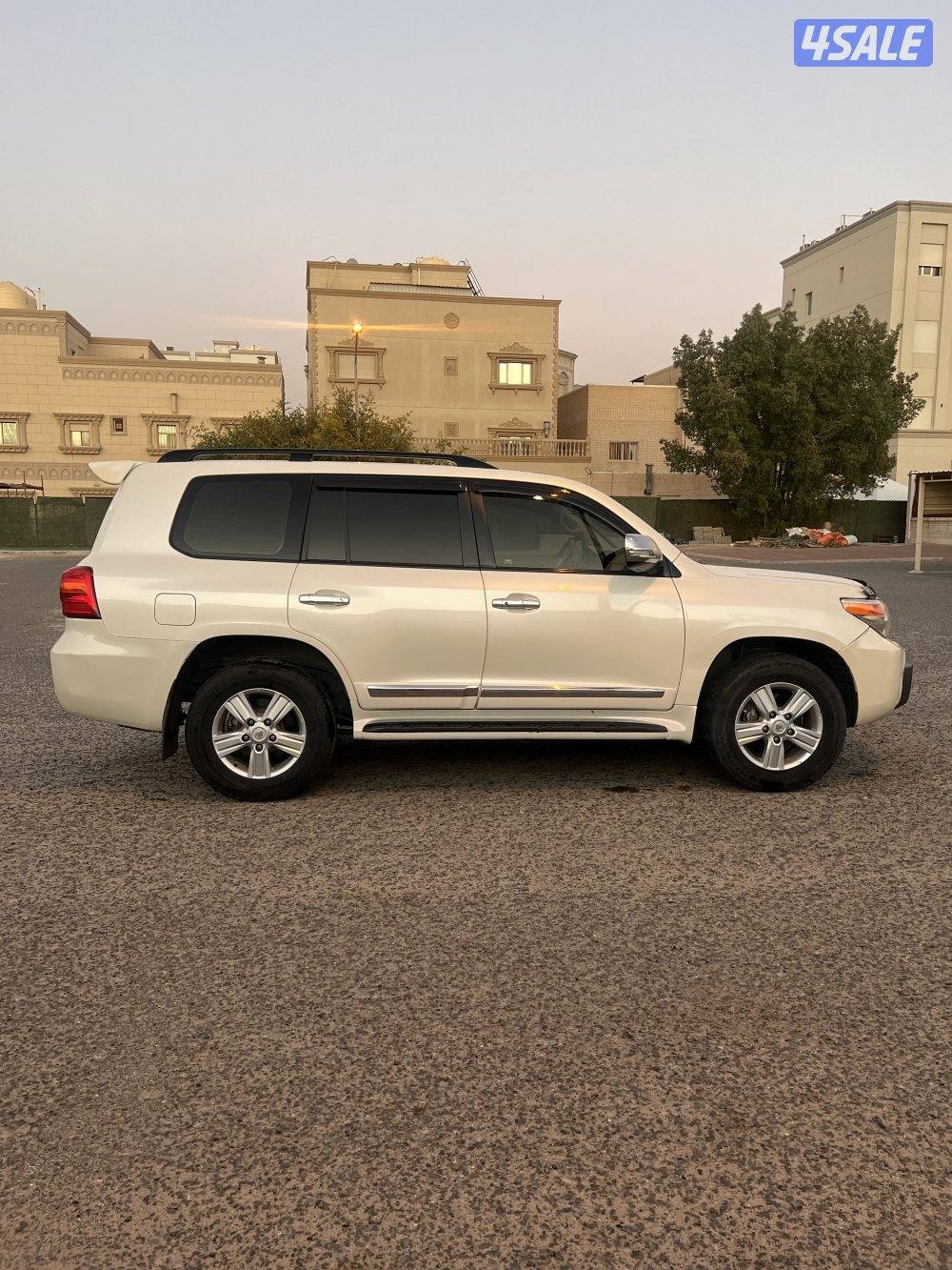 الساير لاند كروزر 2014 صبغ الوكالة5