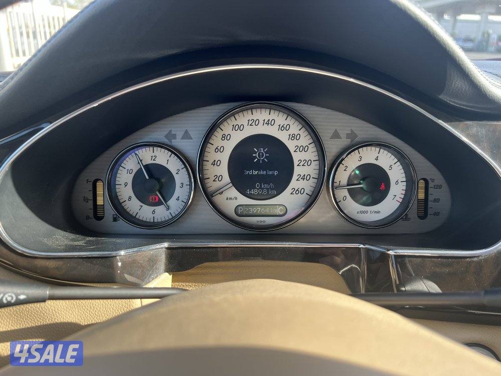 بيعة سريعة سيارة مرسيدس4