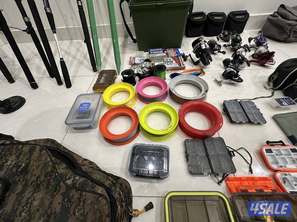 للبيع عده سنانير و بكرات لاعلى سعر15