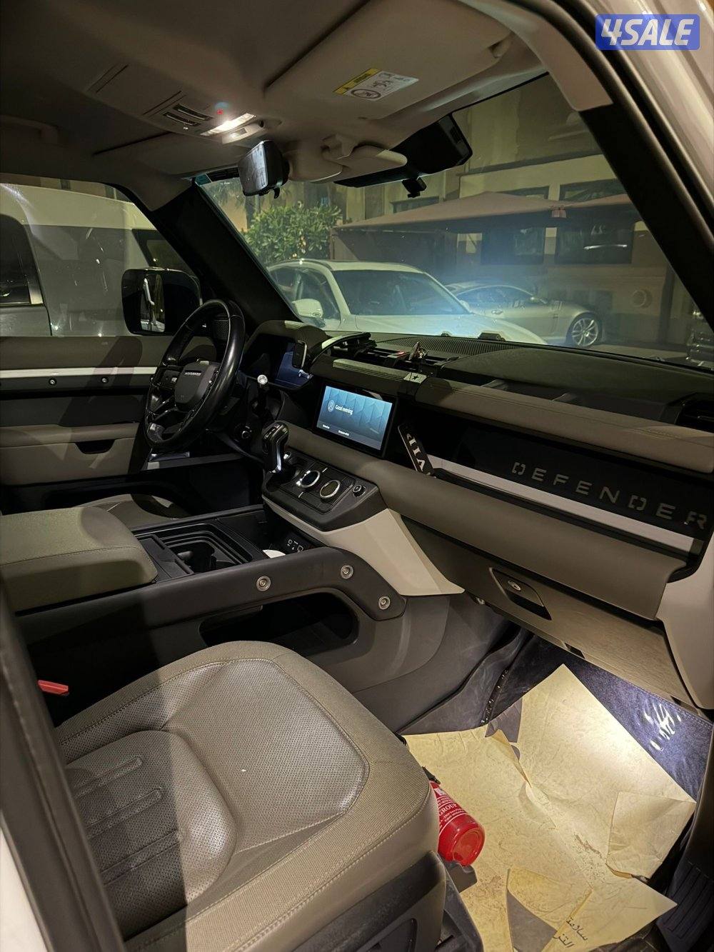 للبيع ديفندر ٦ سلندر موديل ٢٠٢١4