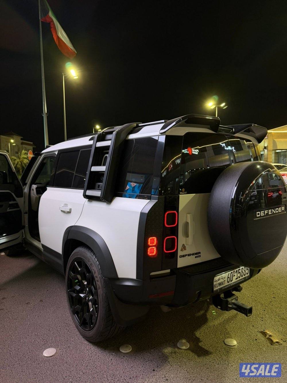 للبيع ديفندر ٦ سلندر موديل ٢٠٢١5