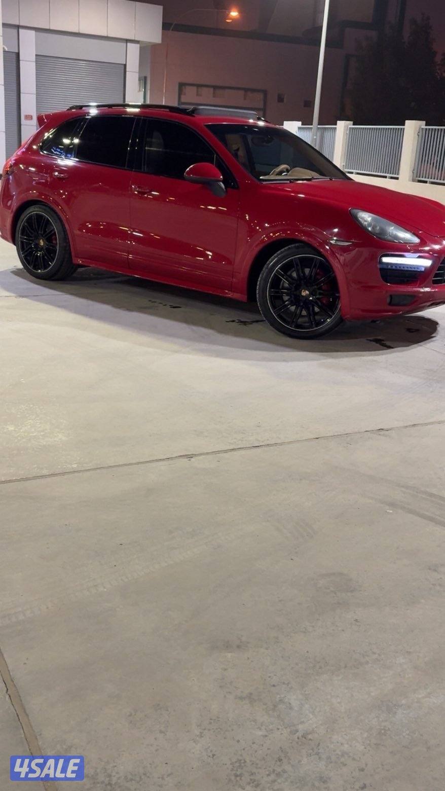 للبيع بورش كايين GTS اصلي كامل الموصفات ماشي 270قزوز سبورت0