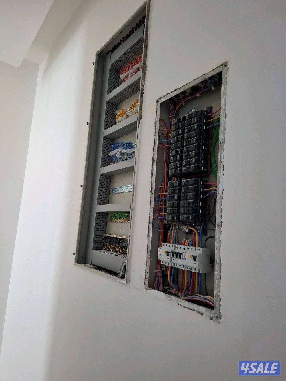 كهربائي تاسيس وتشطيب جميع اعمال الكهرباء تركيب ثريات14