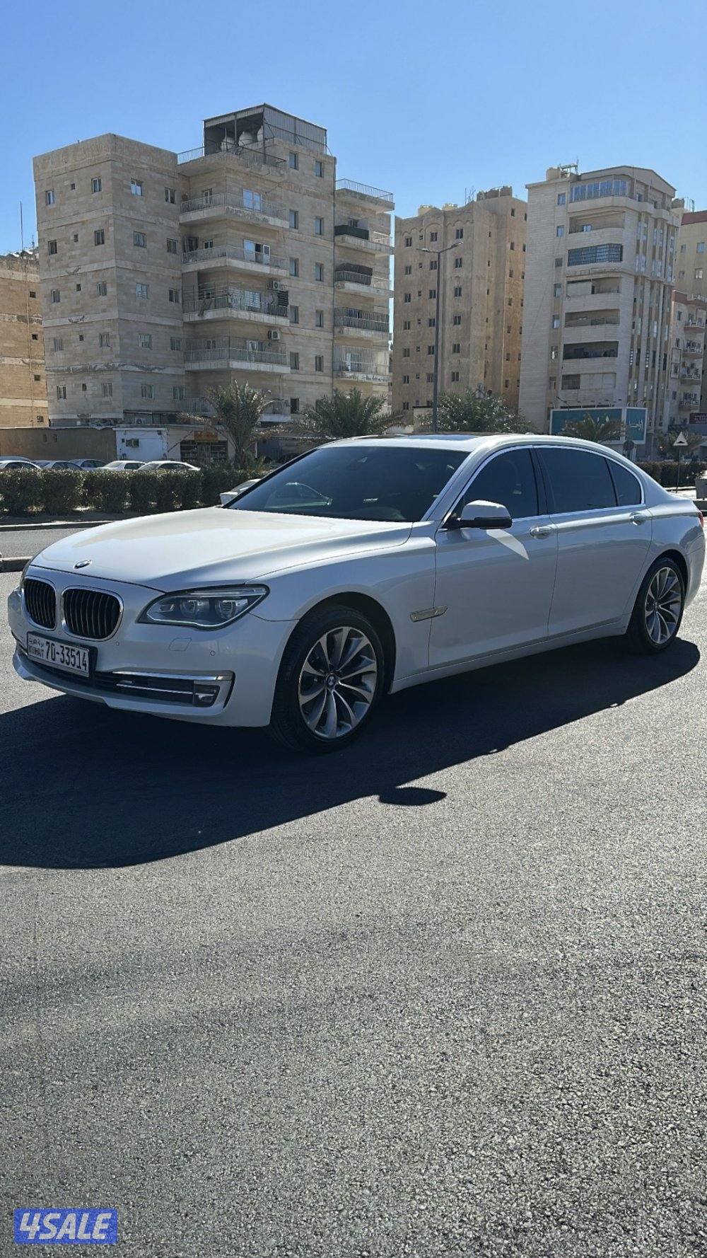 2015 صبغ الوكاله 730li عداد126الف4