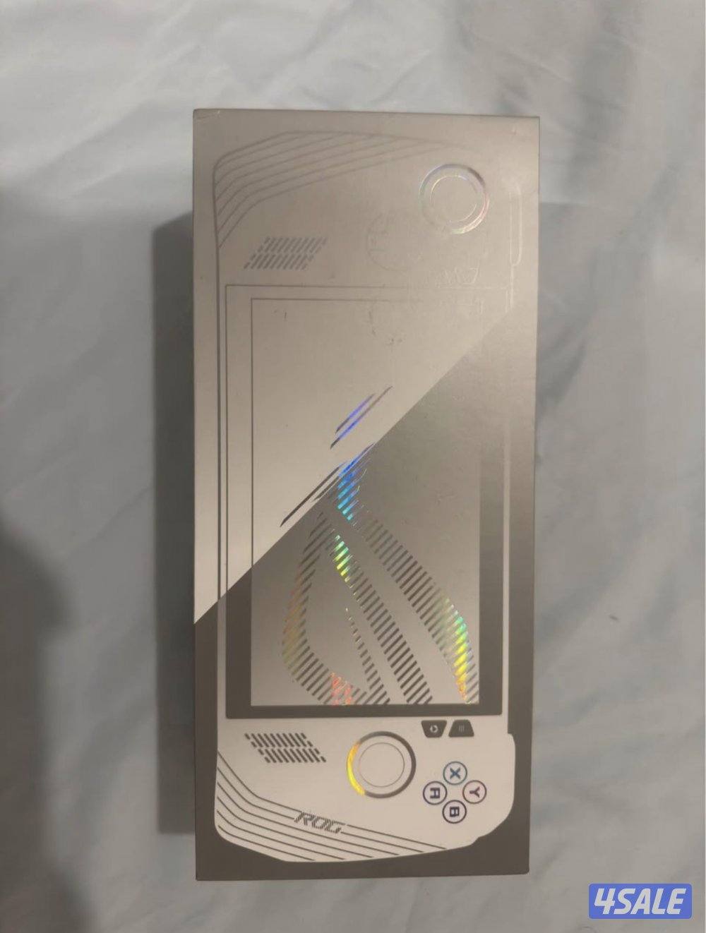 Asus rog ally Z1 (like new)5