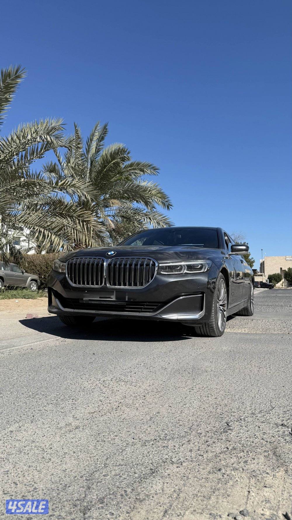2022 BMW 740 Li4