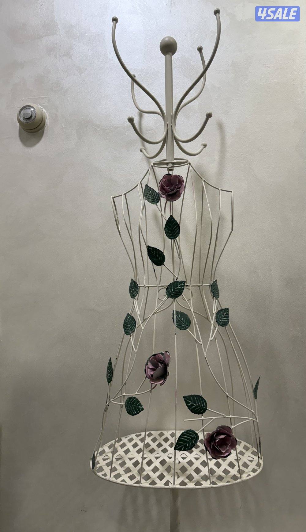 مانيكان للبيع بحاله ممتازة3