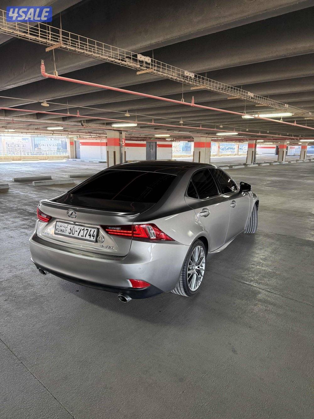 Lexus ارنوب8