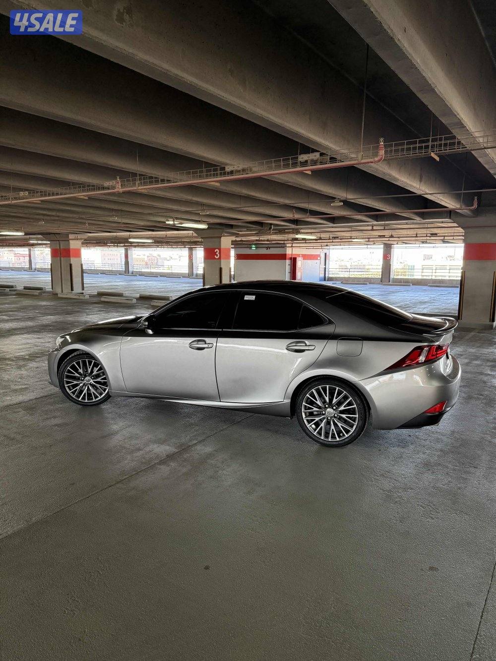 Lexus ارنوب10