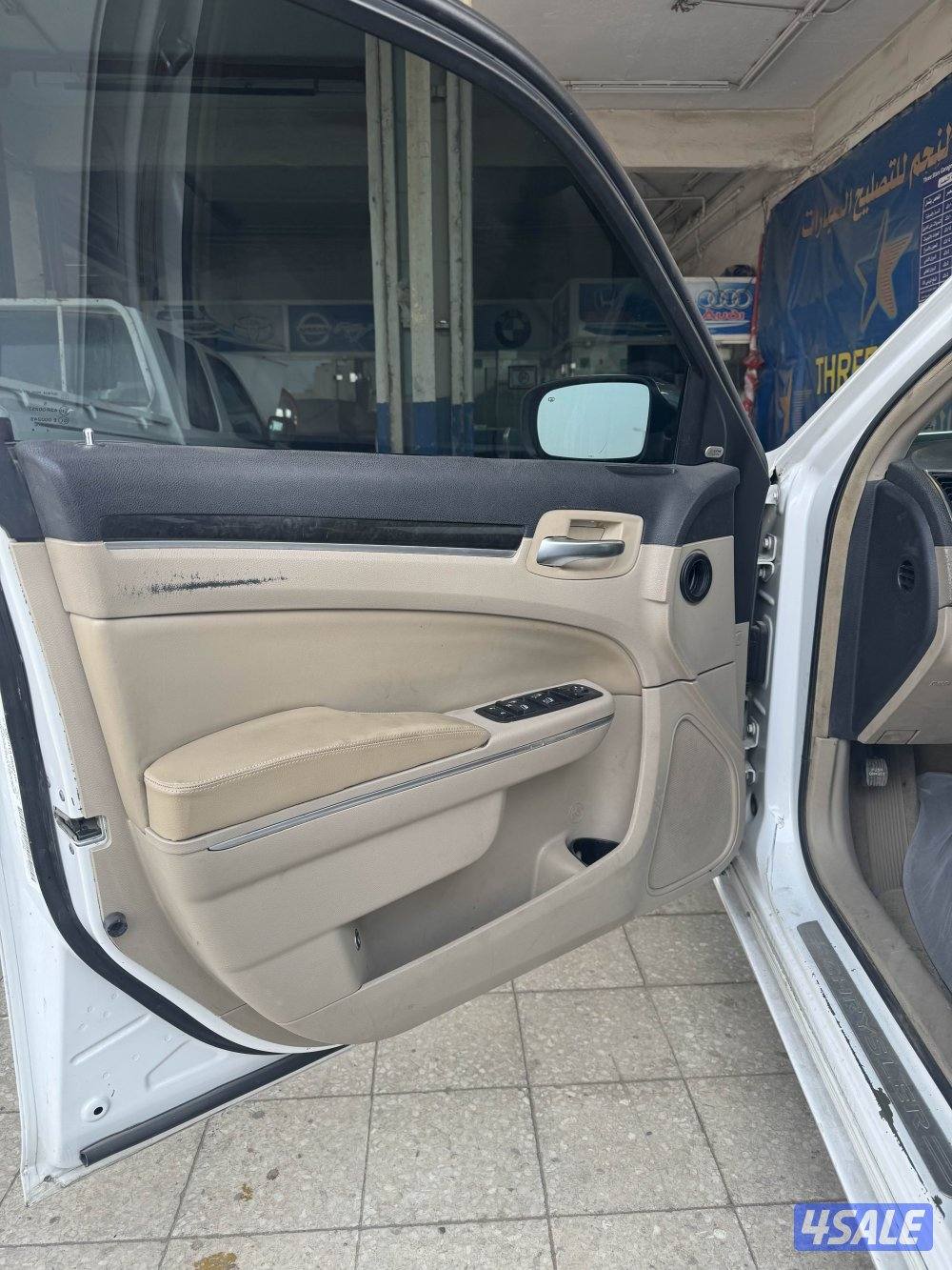 للبيع كرايزلر ٢٠١٣7