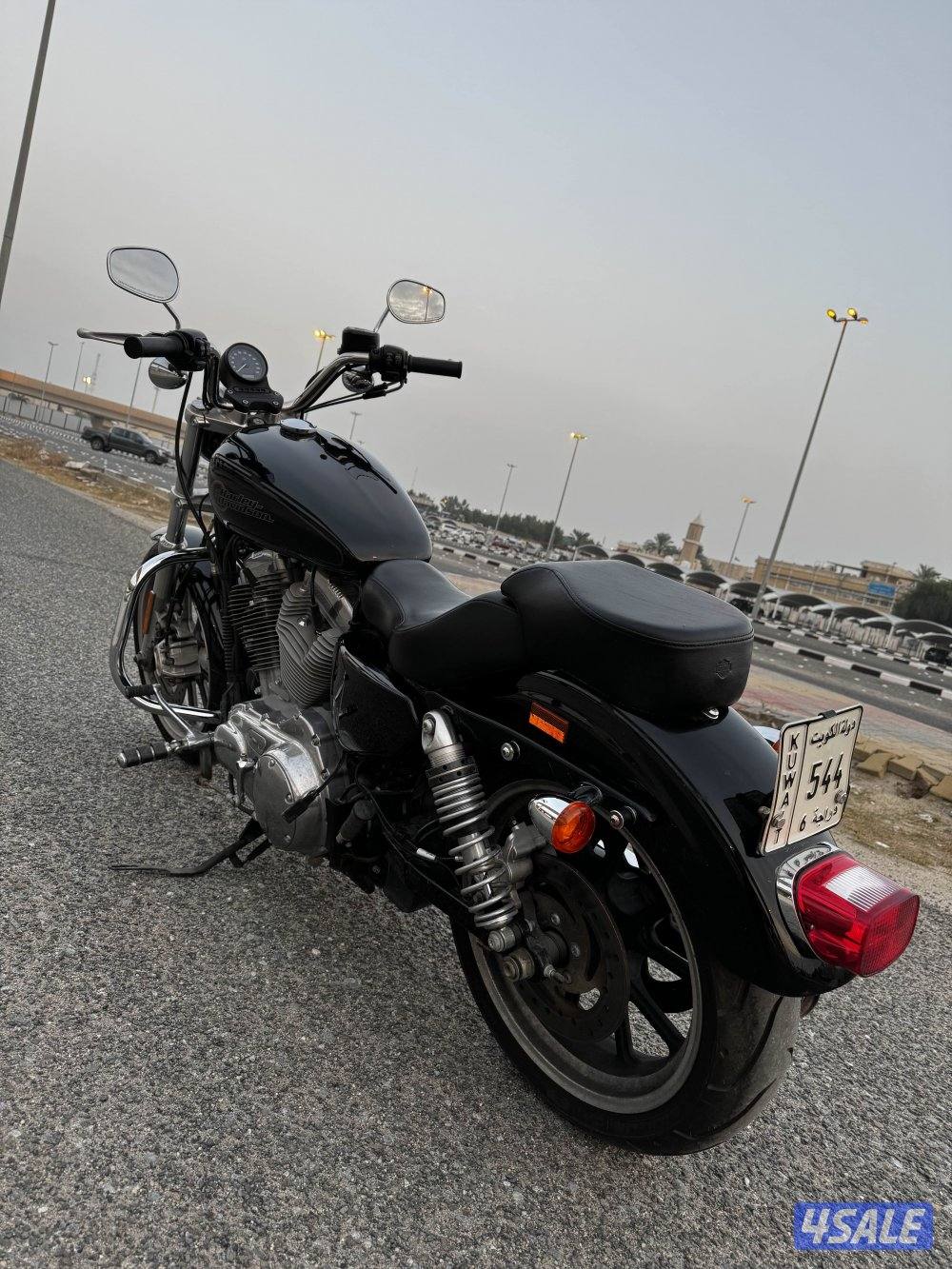 سبوستر xl883 super low12