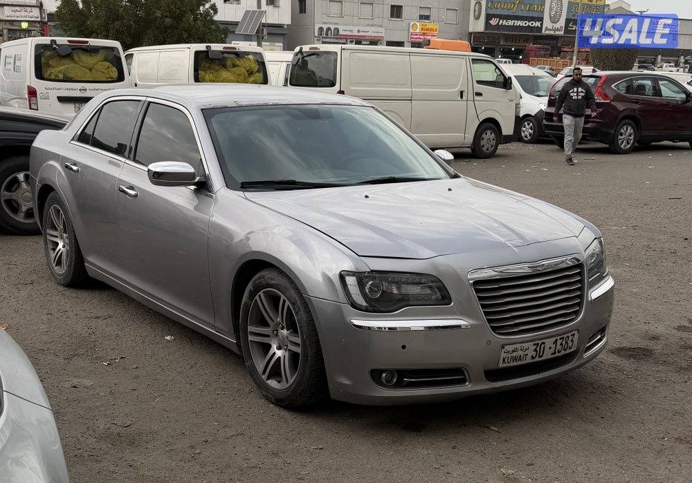 كرايسلر c300 موديل 2013 8 سلندر0