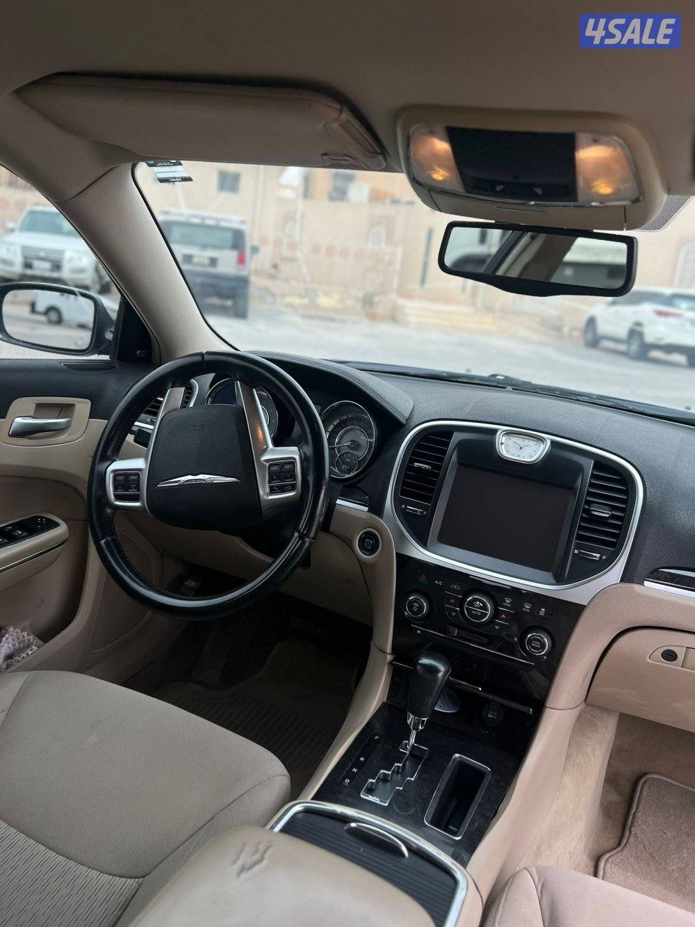 كرايسلر c300 موديل 2013 8 سلندر5