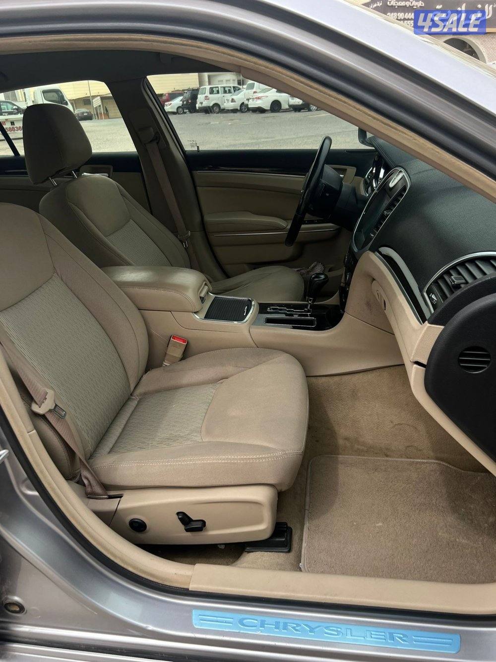 كرايسلر c300 موديل 2013 8 سلندر6