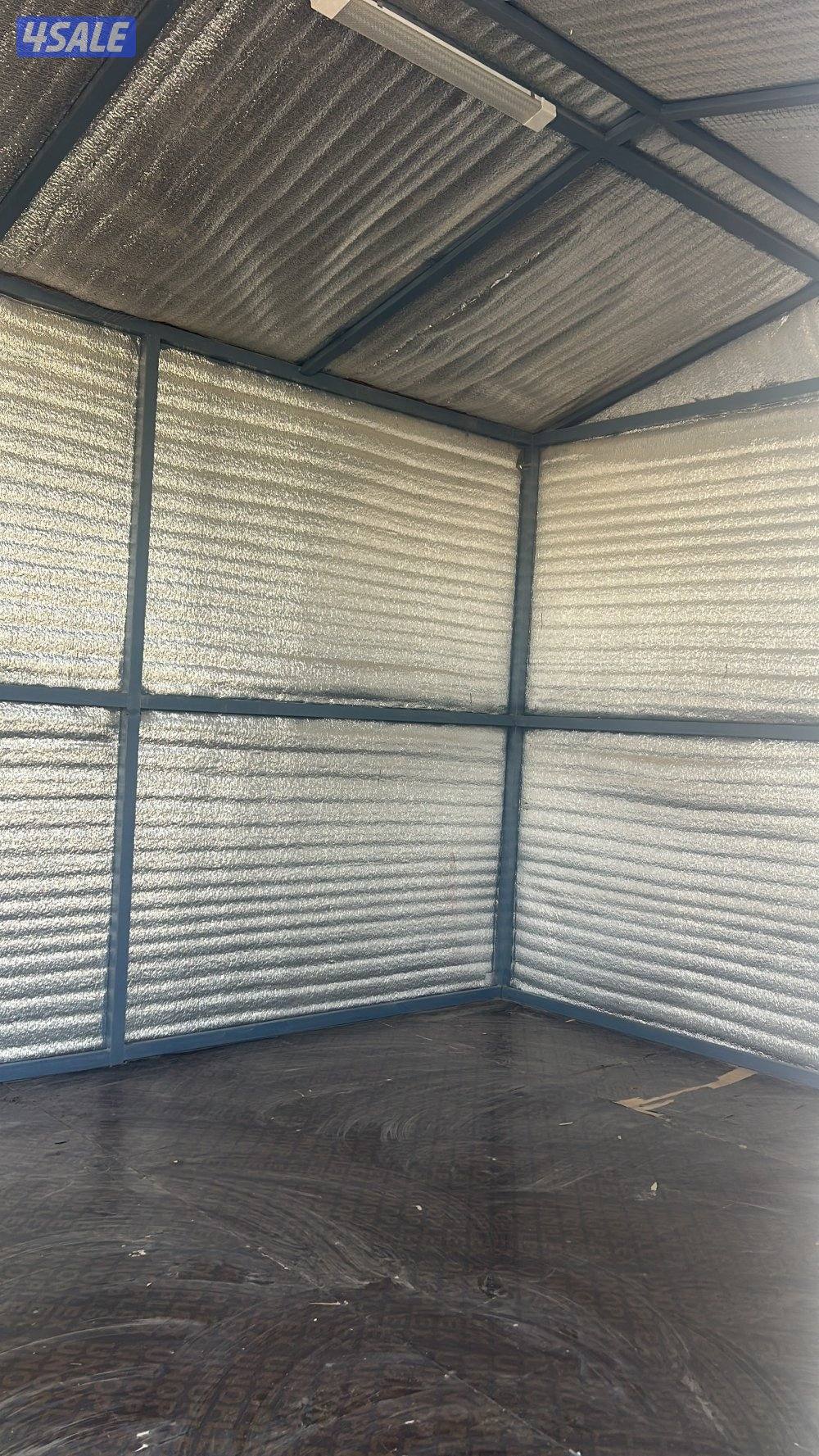 ثلاث شاليهات صغار دورة مياه مع غرفتين2