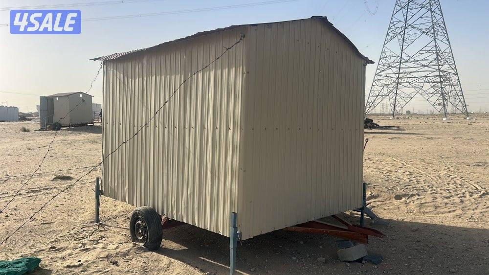 ثلاث شاليهات صغار دورة مياه مع غرفتين3