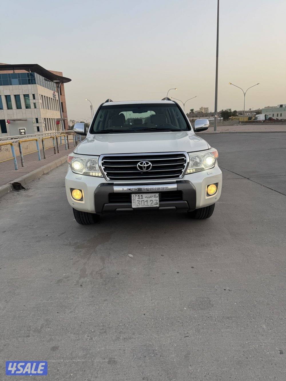 GXR 2014 لاند كروزر صبغ الوكلة2