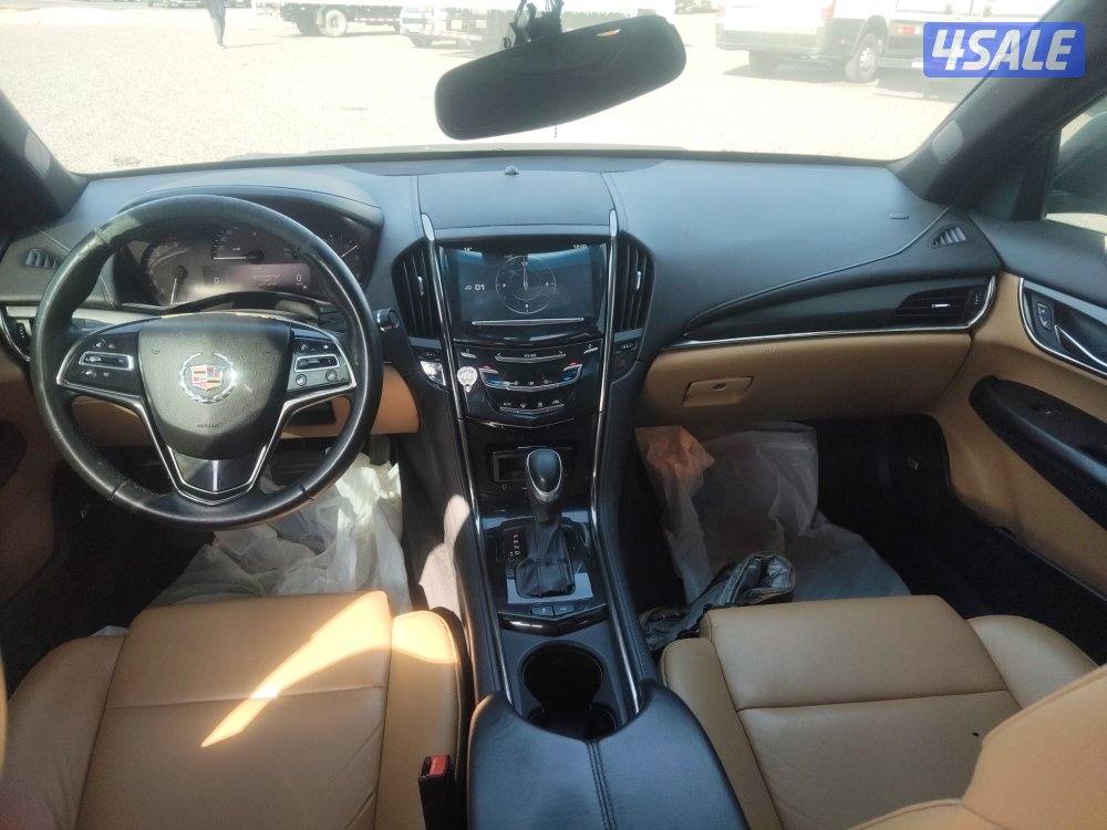 كاديلاك cts موديل ٢٠١٣ عداد ٣٨٣ لون اسود بحاله جيده4