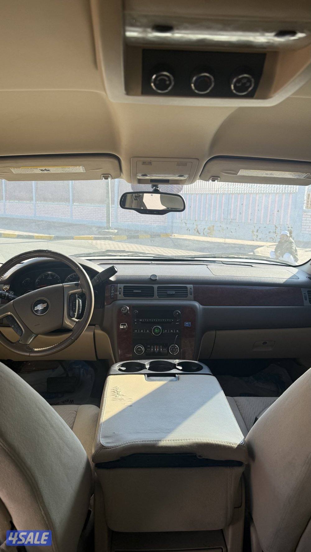 تاهو2009 LT اوتماتيك قير دبل العداد:304.599 السياره استخدام الاهل1