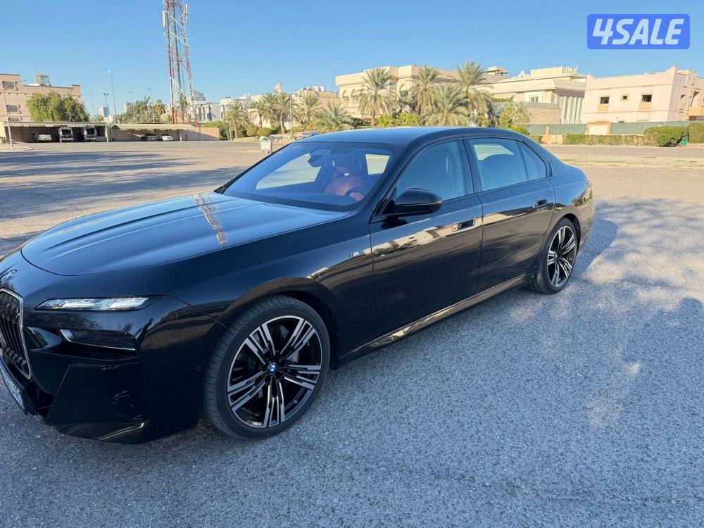 BMW740i ام بور كت1