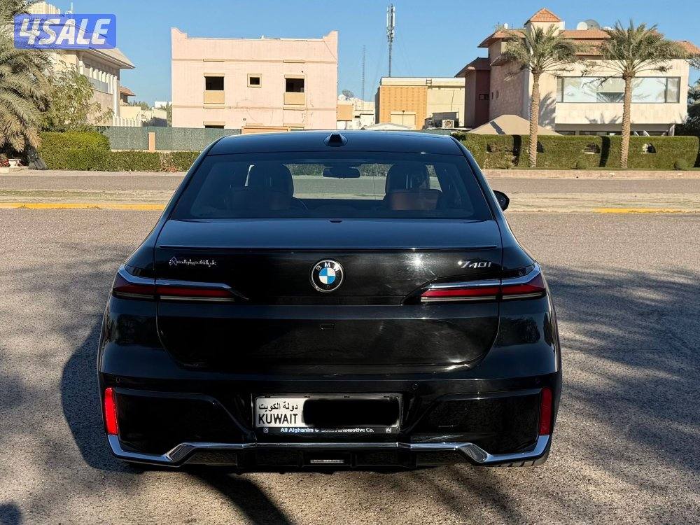 BMW740i ام بور كت2