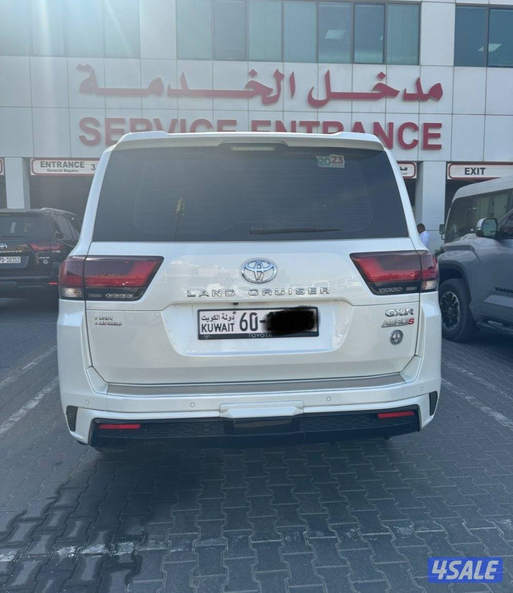 لاندكروزر  GXR  2023 تون تيربو الايرو اس1