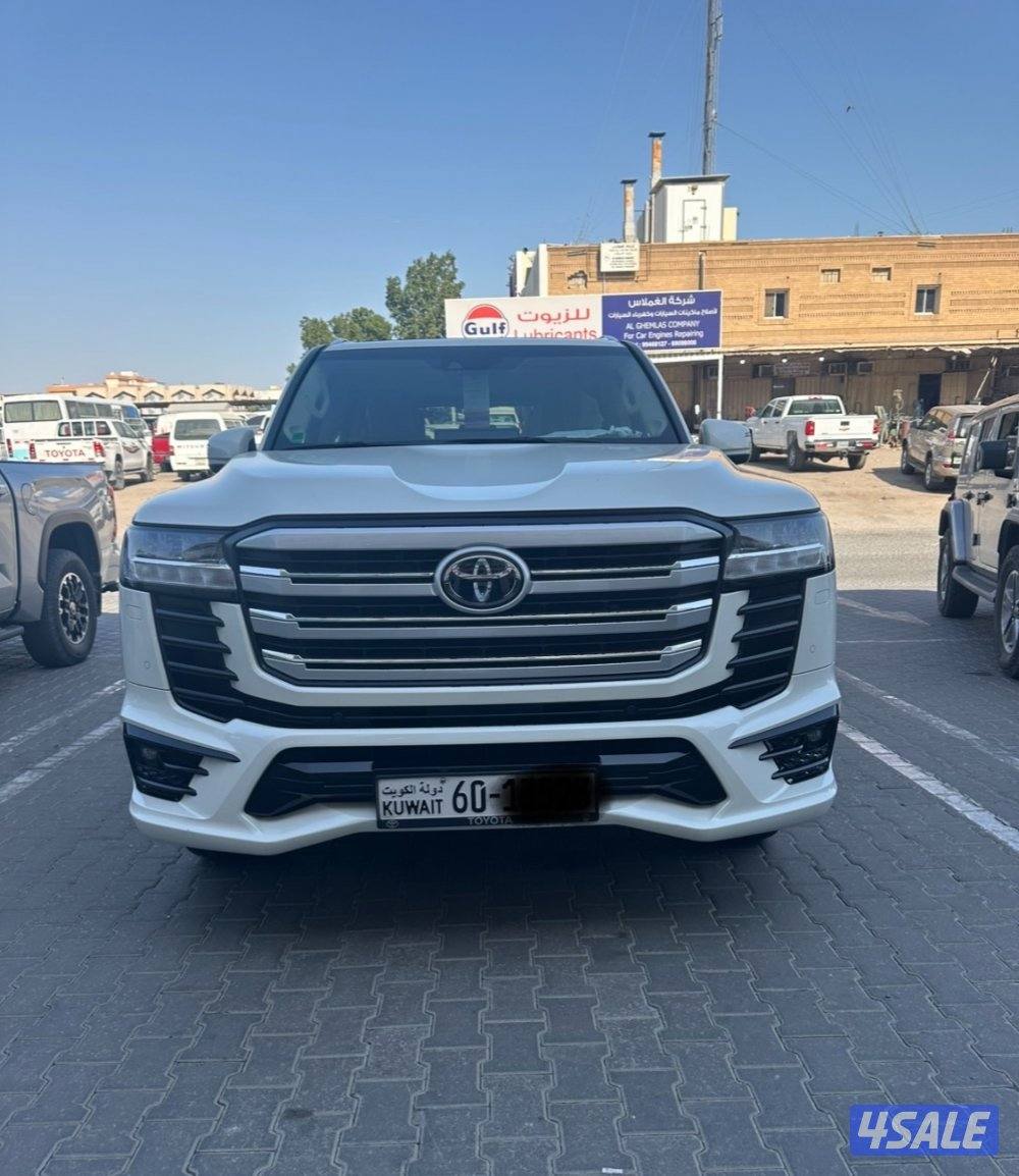 لاندكروزر  GXR  2023 تون تيربو الايرو اس3