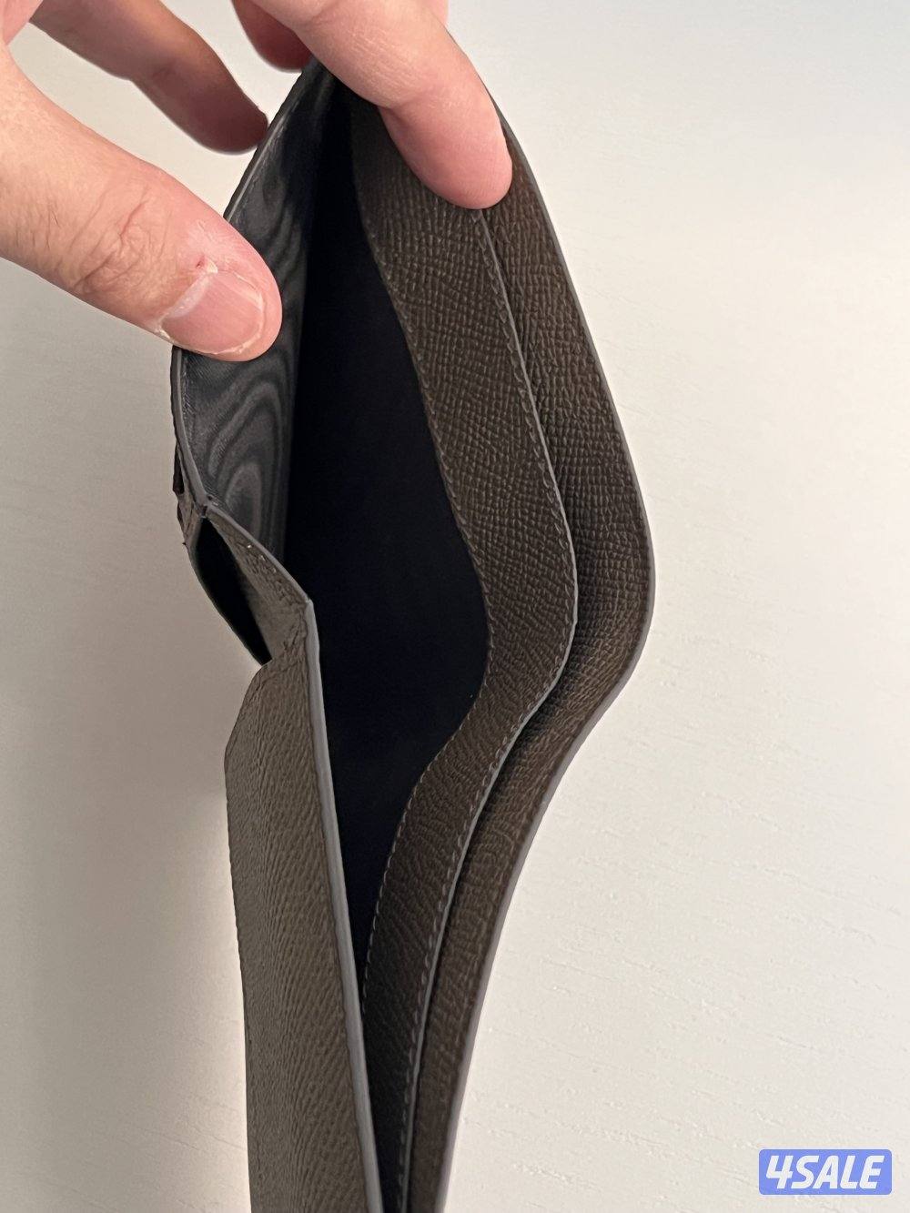 Givenchy - Like New Condition3