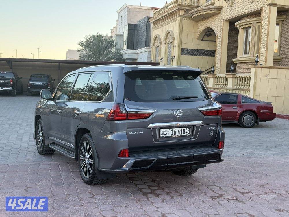 لكزس سبورت الدرجه الاولى الساير0