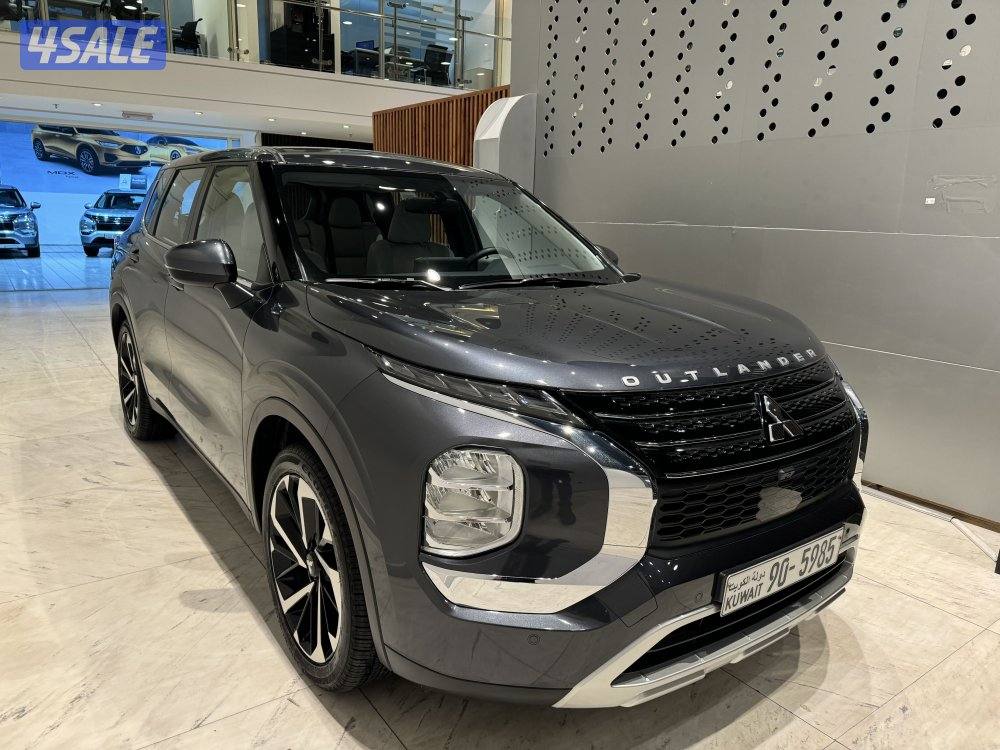 Mitsubishi Outlander0