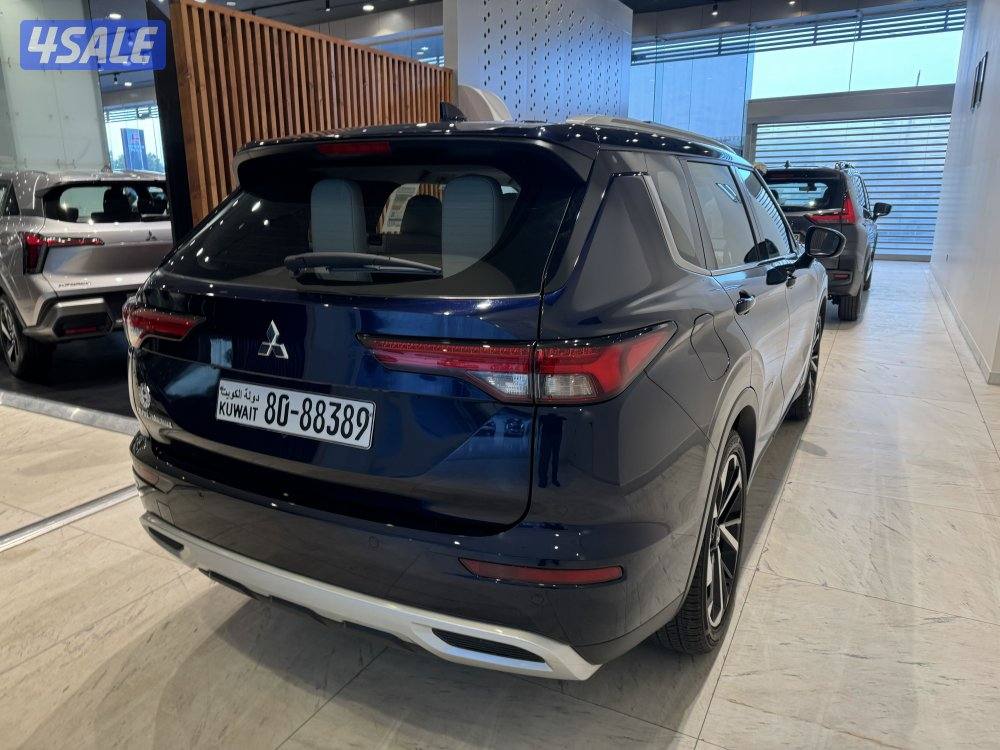 Mitsubishi Outlander3