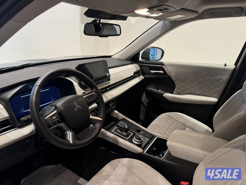 Mitsubishi Outlander5