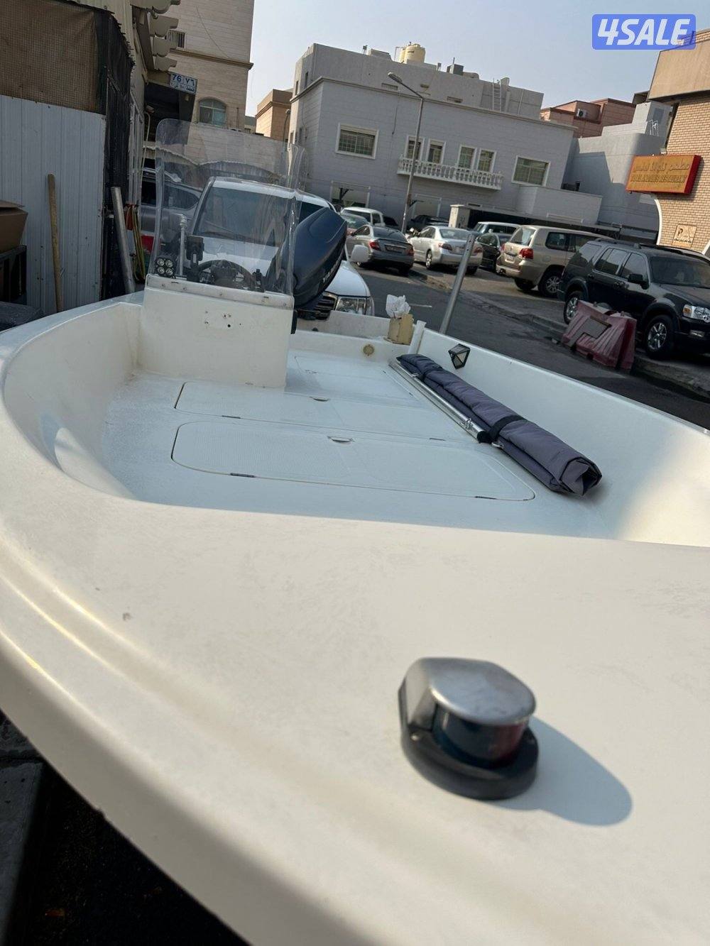 للبيع طراد الاتحاد ١٤   قدم  موديل  ٢٠٠٩3