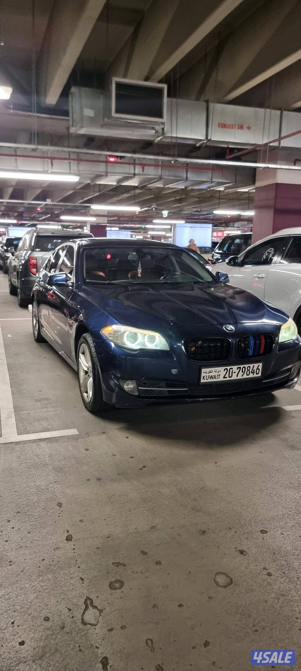بی ام دبلیو 530i أزرق 6سلندر0