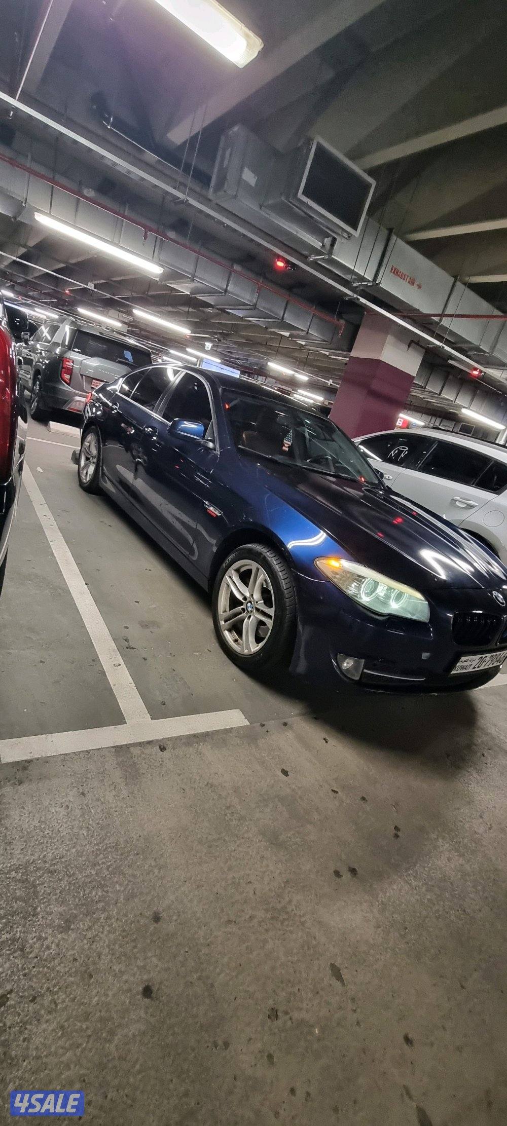 بی ام دبلیو 530i أزرق 6سلندر1