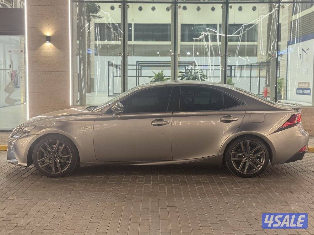 للبيع لكزس IS350 F.Sport 20153