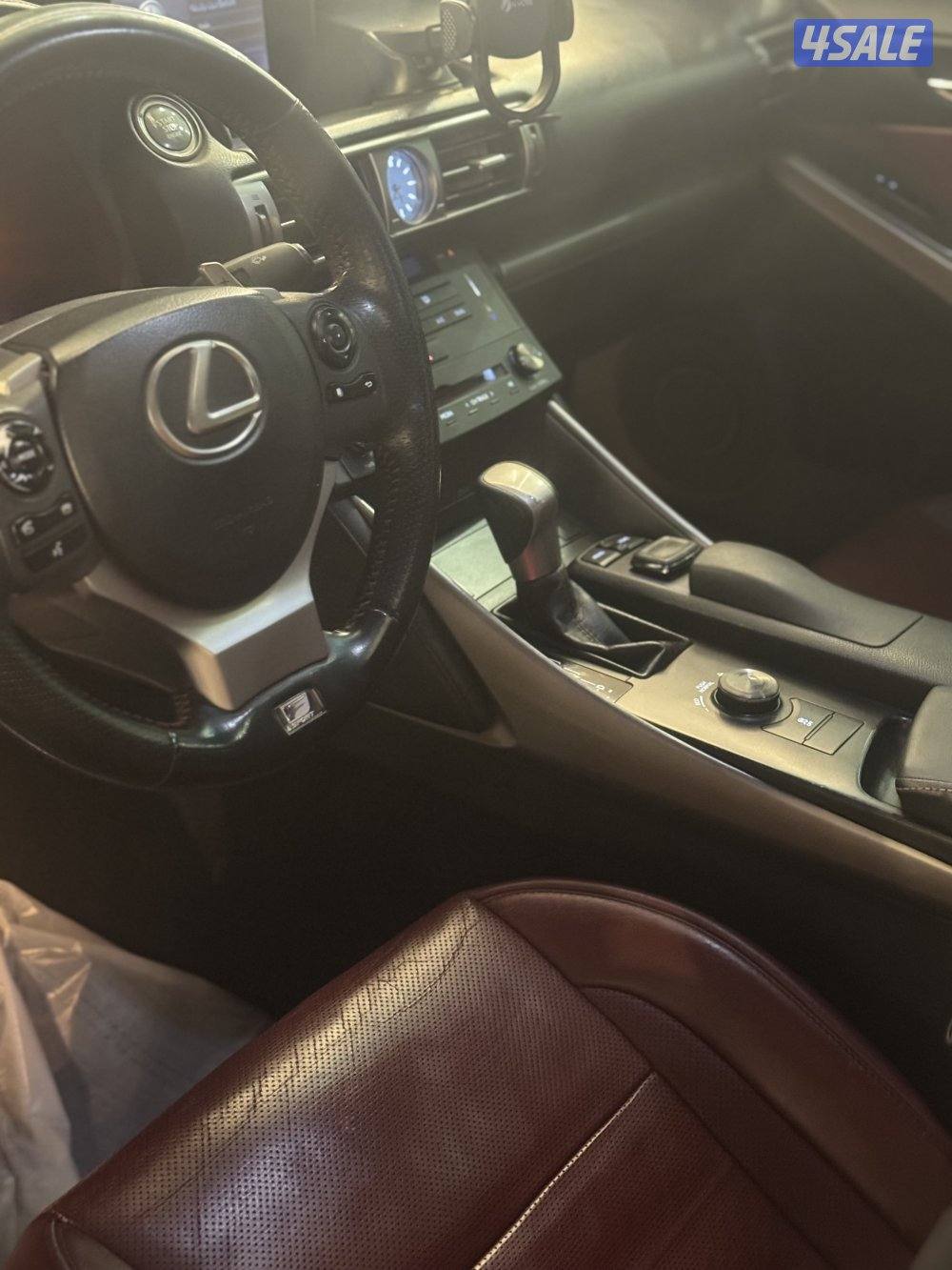 للبيع لكزس IS350 F.Sport 20155
