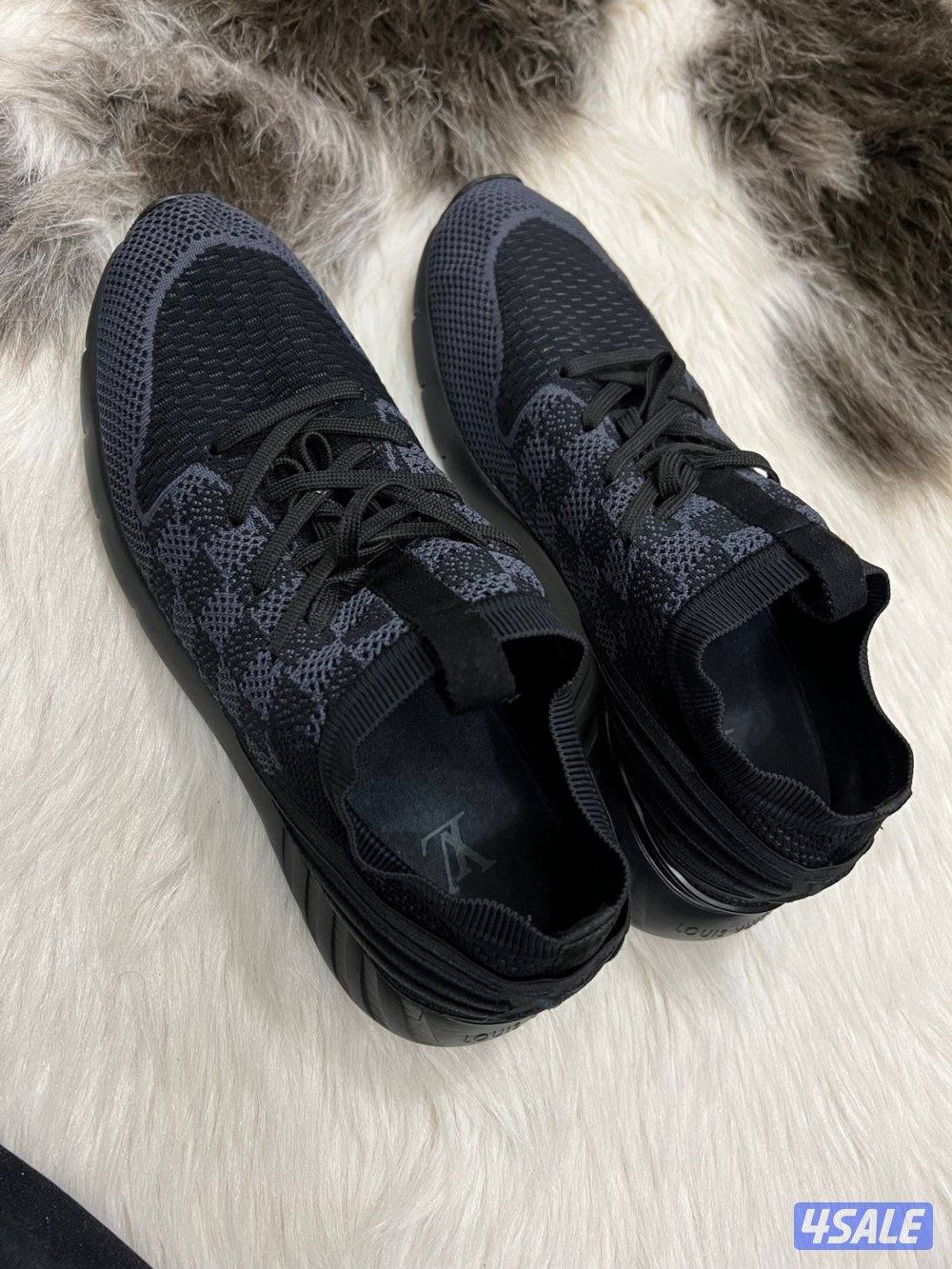 Lv اصلي مقاس ٤٢ونص1